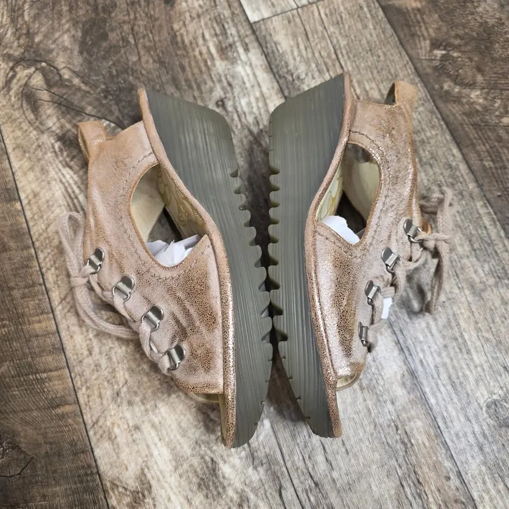 Fly London london ylva wedge